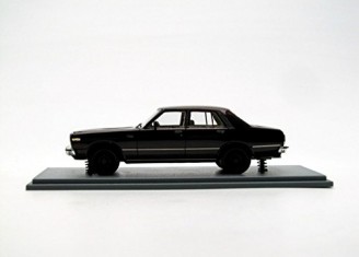 Datsun Laurel Marron - photo 2