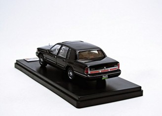 Lincoln Town Car Noir - photo 3