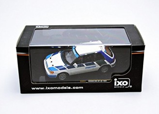 Mazda 323 Blanc - photo 4