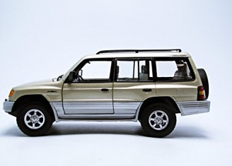 Mitsubishi Pajero Beige - photo 2