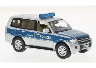 Mitsubishi Pajero Bleu