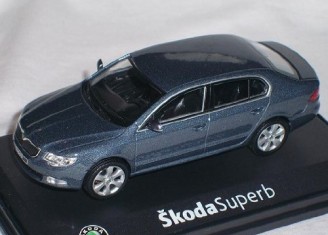 Skoda Superb Bleu